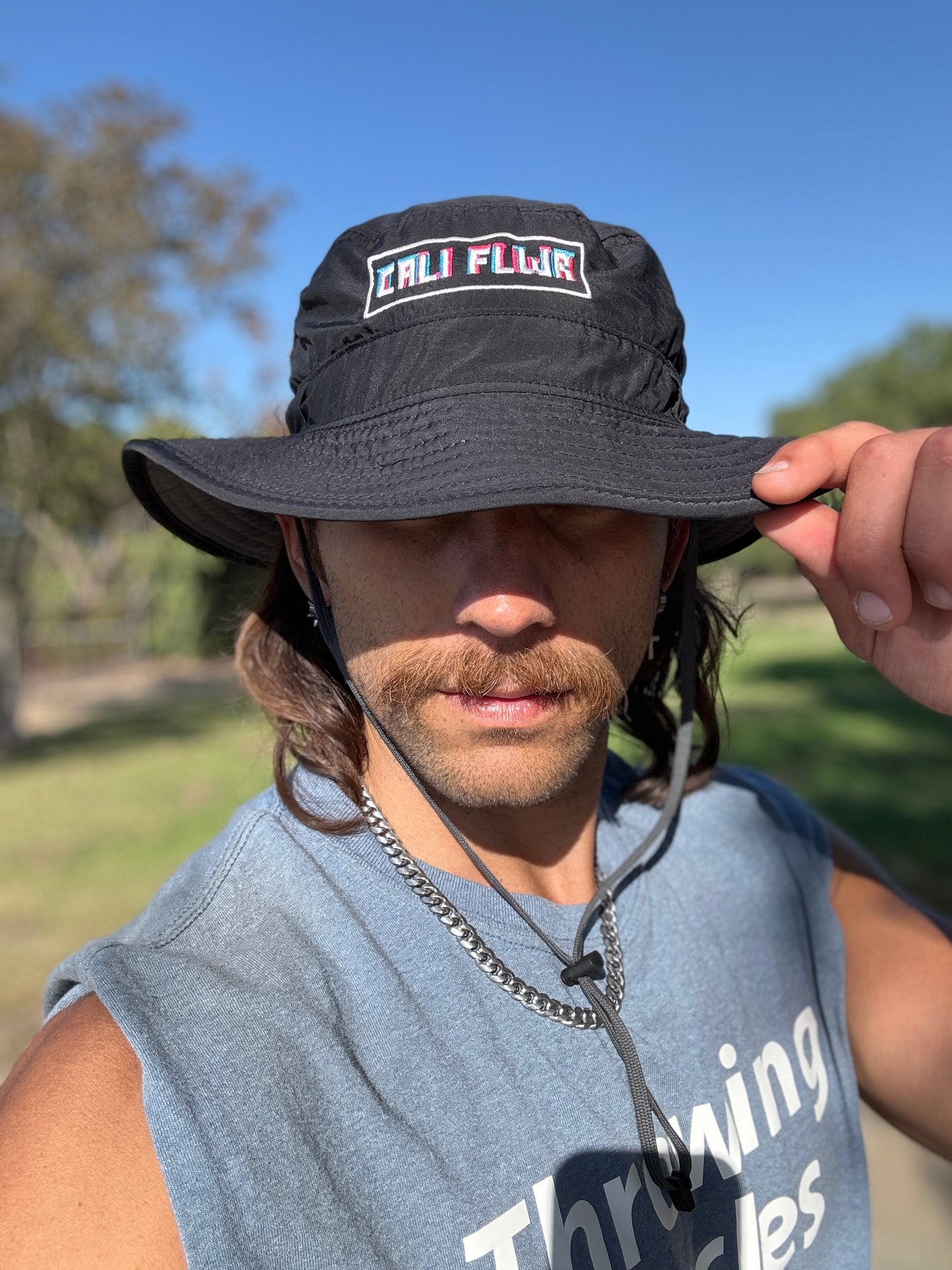 CALI FLWR Bucket Hat